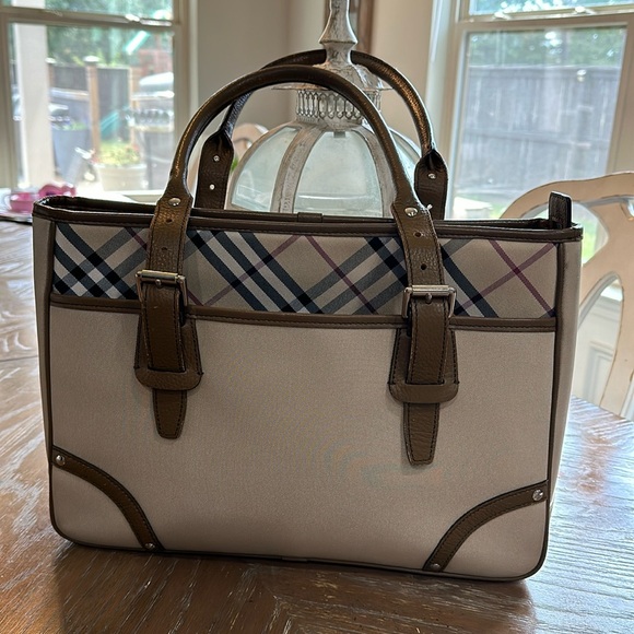 Burberry novacheck canvas tote bag COA - Picture 1 of 17